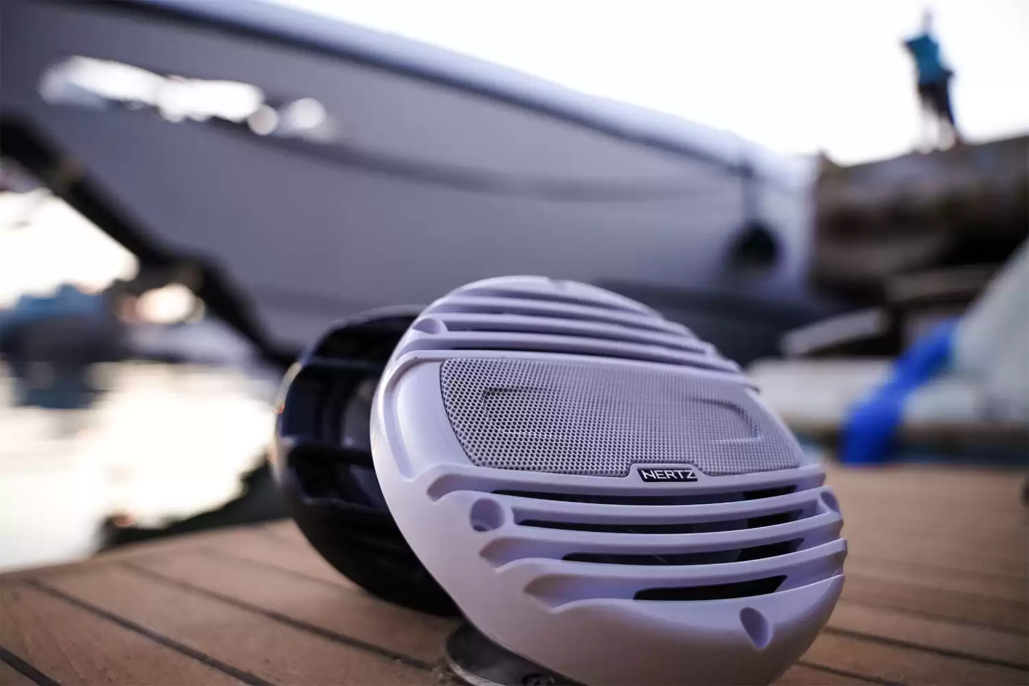 alt="marine-audio"